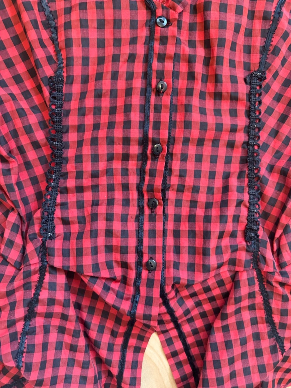 Mara Margo Victorian style handkerchief hem blouse - Picture 2 of 9